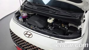 Hyundai Staria 4WD Lounge 9-Seater 2025 года из Южной Кореи