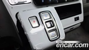 Hyundai Staria 4WD Lounge 9-Seater 2025 года из Южной Кореи