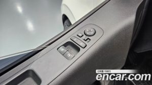 Hyundai Staria L3.5 Wagon 5 2025 года из Южной Кореи