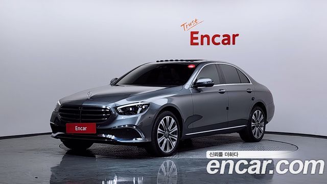 Mercedes-Benz E-Class E350 4MATIC Exclusive 2023 года из Кореи