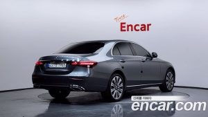 Mercedes-Benz E-Class E350 4MATIC Exclusive 2023 года из Южной Кореи