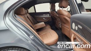 Mercedes-Benz E-Class E350 4MATIC Exclusive 2023 года из Южной Кореи