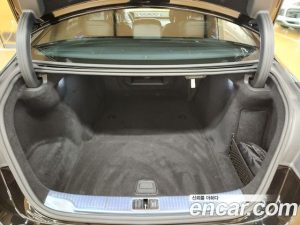 Mercedes-Benz S-Class S350 d 4MATIC 2025 года из Южной Кореи