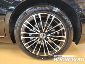 Mercedes-Benz S-Class S350 d 4MATIC 2025 года из Южной Кореи