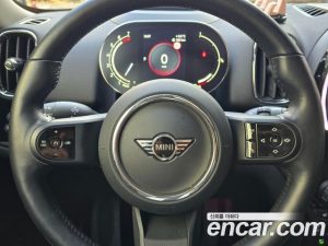 Mini Countryman CLASSIC Plus COMFORT PACK 2023 года из Южной Кореи