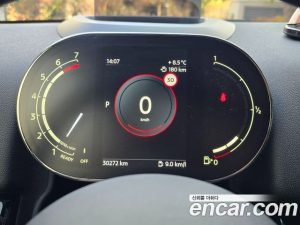 Mini Countryman CLASSIC Plus COMFORT PACK 2023 года из Южной Кореи