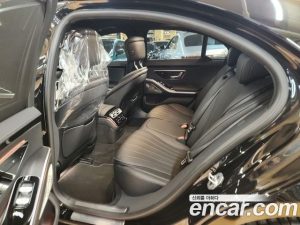 Mercedes-Benz S-Class S350 d 4MATIC 2025 года из Южной Кореи