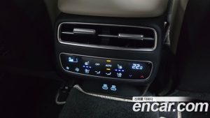 Genesis GV70 2.5T Бензин AWD 2025 года из Южной Кореи