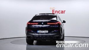 BMW X6 xDrive40d M Sport Online Exclusive 2025 года из Южной Кореи