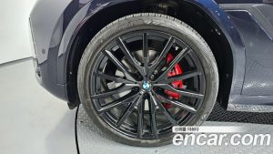 BMW X6 xDrive40d M Sport Online Exclusive 2025 года из Южной Кореи