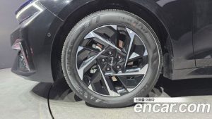 Kia K5 Noblesse 2025 года из Южной Кореи
