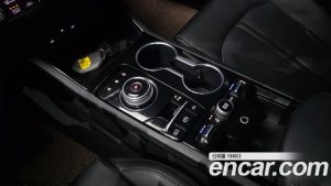 Kia K5 Noblesse 2025 года из Южной Кореи