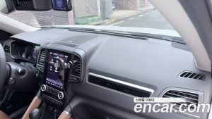 Renault-KoreaSamsung QM6 Бензин 2WD RE Signature 2025 года из Южной Кореи