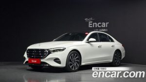 Mercedes-Benz E-Class E300 4MATIC Exclusive 2025 года из Южной Кореи