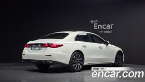 Mercedes-Benz E-Class E300 4MATIC Exclusive 2025 года из Южной Кореи