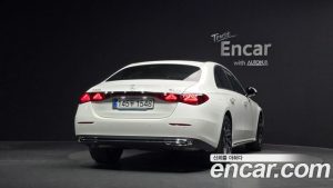 Mercedes-Benz E-Class E300 4MATIC Exclusive 2025 года из Южной Кореи