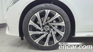 Mercedes-Benz E-Class E300 4MATIC Exclusive 2025 года из Южной Кореи