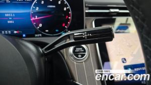 Mercedes-Benz E-Class E300 4MATIC Exclusive 2025 года из Южной Кореи
