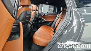 BMW X6 xDrive40d M Sport Online Exclusive 2023 года из Южной Кореи