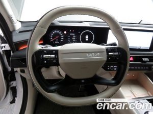 Kia K8 Signature 2025 года из Южной Кореи