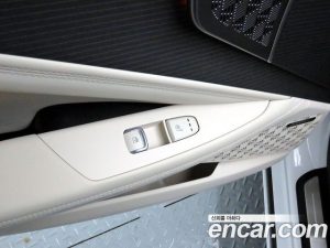 Kia K8 Signature 2025 года из Южной Кореи