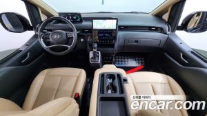 Hyundai Staria HEV 1.6 Tourer 9-Seater 2025 года из Южной Кореи
