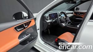 Mercedes-Benz C-Class C200 AMG Line 2025 года из Южной Кореи