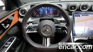 Mercedes-Benz C-Class C200 AMG Line 2025 года из Южной Кореи