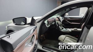 BMW i4 eDrive40 M Sport PRO 2024 года из Южной Кореи