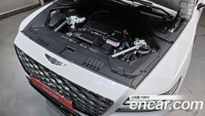 Genesis GV80 2.5T Бензин 2WD 2025 года из Южной Кореи