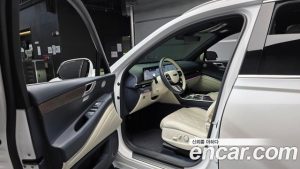 Genesis GV80 2.5T Бензин 2WD 2025 года из Южной Кореи