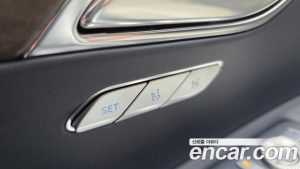 Genesis GV80 2.5T Бензин 2WD 2025 года из Южной Кореи