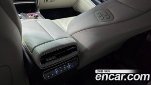 Genesis GV80 2.5T Бензин 2WD 2025 года из Южной Кореи