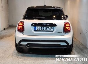 Mini Cooper CLASSIC Plus 2024 года из Южной Кореи