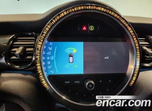 Mini Cooper CLASSIC Plus 2024 года из Южной Кореи