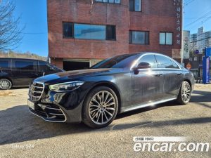 Mercedes-Benz S-Class S400 d 4MATIC 2023 года из Южной Кореи