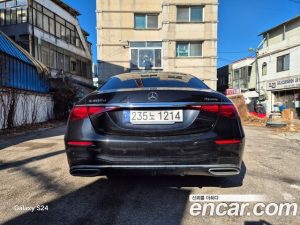 Mercedes-Benz S-Class S400 d 4MATIC 2023 года из Южной Кореи