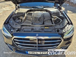 Mercedes-Benz S-Class S400 d 4MATIC 2023 года из Южной Кореи