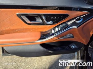 Mercedes-Benz S-Class S400 d 4MATIC 2023 года из Южной Кореи