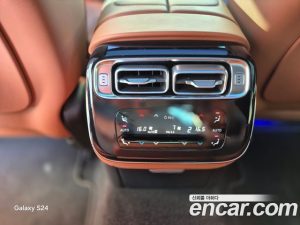 Mercedes-Benz S-Class S400 d 4MATIC 2023 года из Южной Кореи