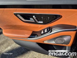 Mercedes-Benz S-Class S400 d 4MATIC 2023 года из Южной Кореи