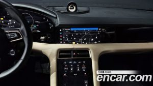 Porsche Taycan Turbo CROSS TURISMO 2022 года из Южной Кореи