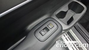 Hyundai Santafe Бензин 2.5T 2WD 2024 года из Южной Кореи