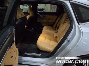 Volvo S90 B6 AWD Inscription 2022 года из Южной Кореи