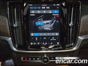 Volvo S90 B6 AWD Inscription 2022 года из Южной Кореи