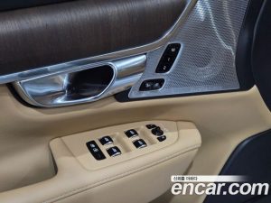 Volvo S90 B6 AWD Inscription 2022 года из Южной Кореи