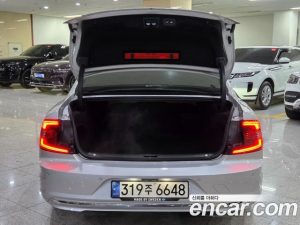 Volvo S90 B6 AWD Inscription 2022 года из Южной Кореи