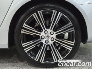 Volvo S90 B6 AWD Inscription 2022 года из Южной Кореи