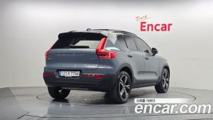 Volvo XC40 B4 R- 2022 года из Южной Кореи