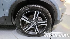 Volvo XC40 B4 R- 2022 года из Южной Кореи